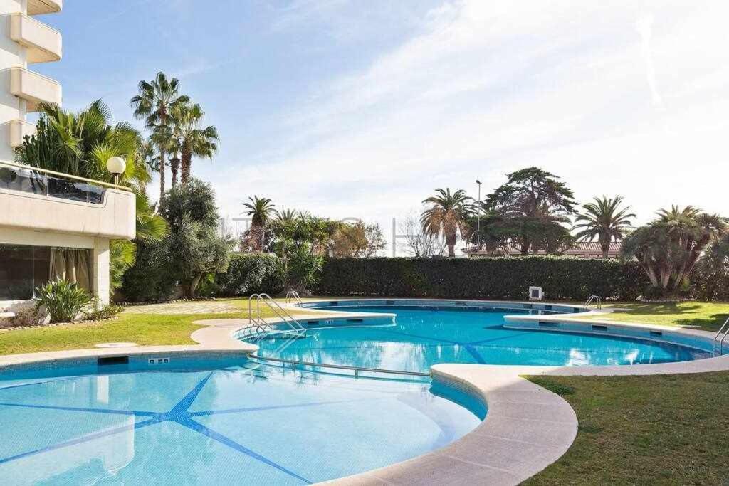 Апартаменты Sitges Arena Dos Piscinas Frente Al Mar Экстерьер фото